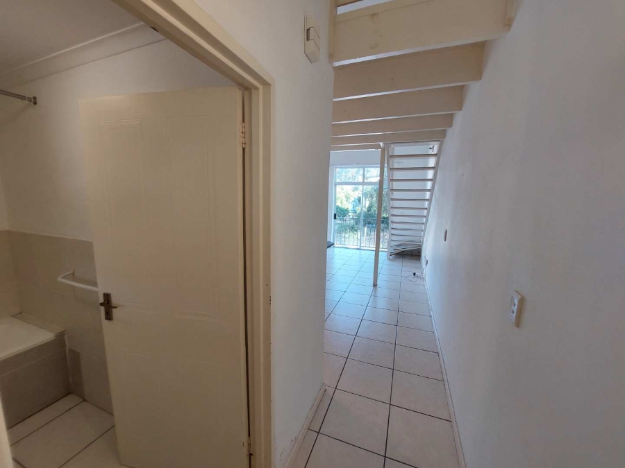 To Let 1 Bedroom Property for Rent in Plumstead Western Cape